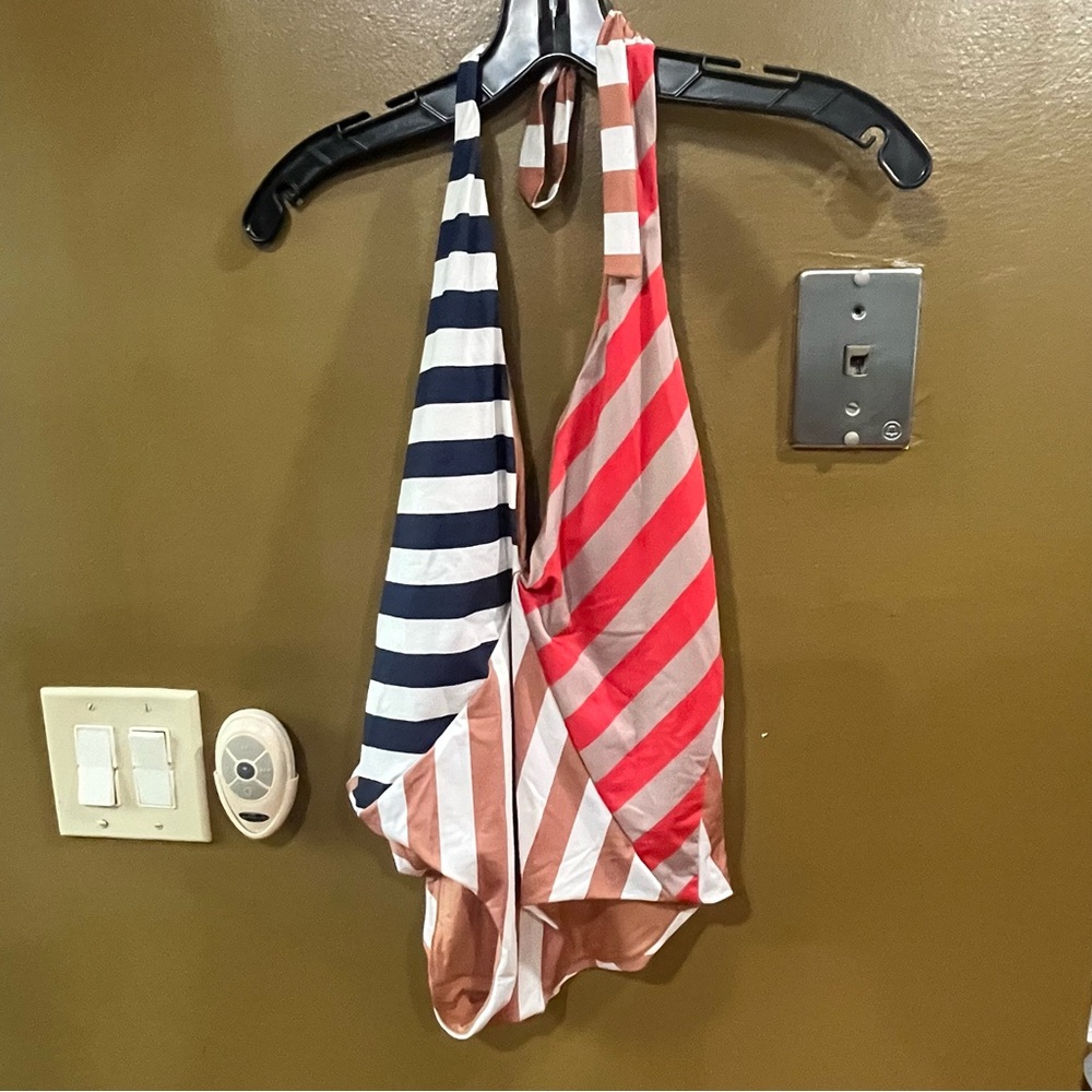 New. Zara Striped Colorful Halter Swimsuit. Size M - Picture 5 of 9